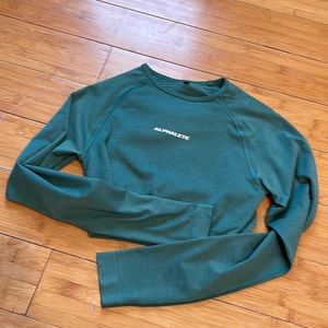 Amplify Long Sleep Crop - IVY